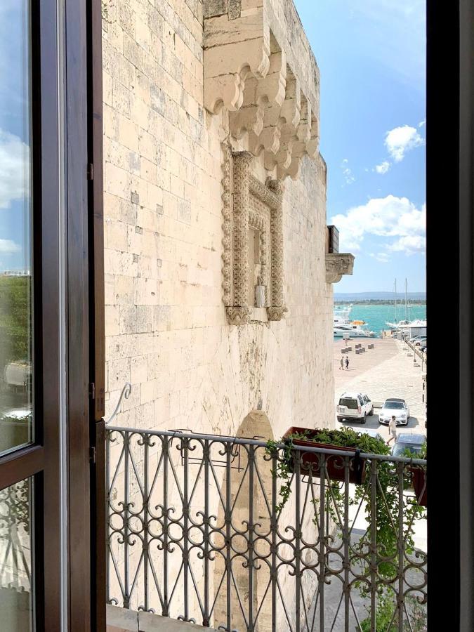 La Gorgone Ortigia Suites Syracuse Eksteriør billede