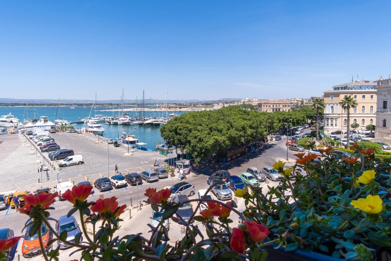 La Gorgone Ortigia Suites Syracuse Eksteriør billede