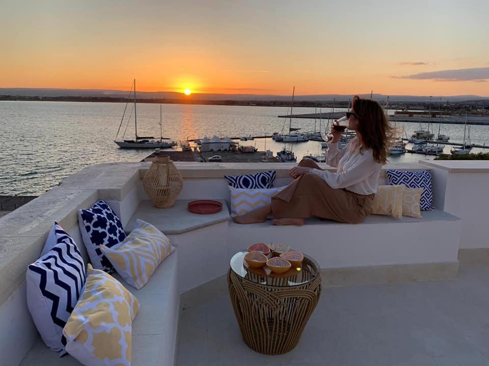 La Gorgone Ortigia Suites Syracuse Eksteriør billede